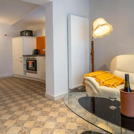 Schusters Haus - Apartamento Boppard